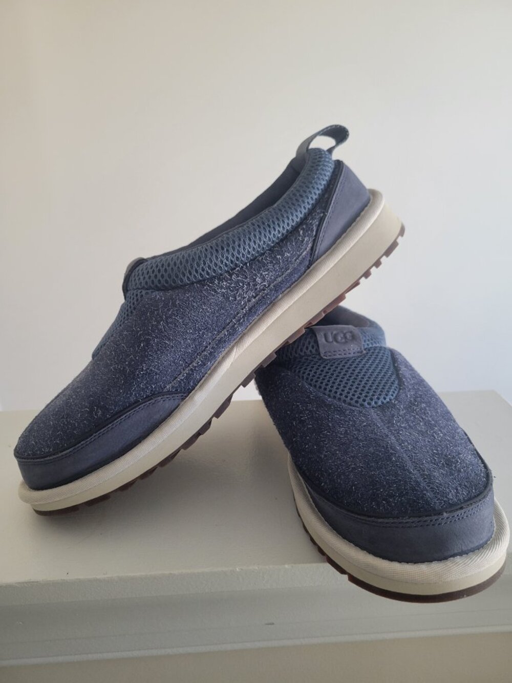 UGG Tasman IOE Mens 10 NWOT Suede Slip On Clog Slippers Shoes Blue Gray Slip On